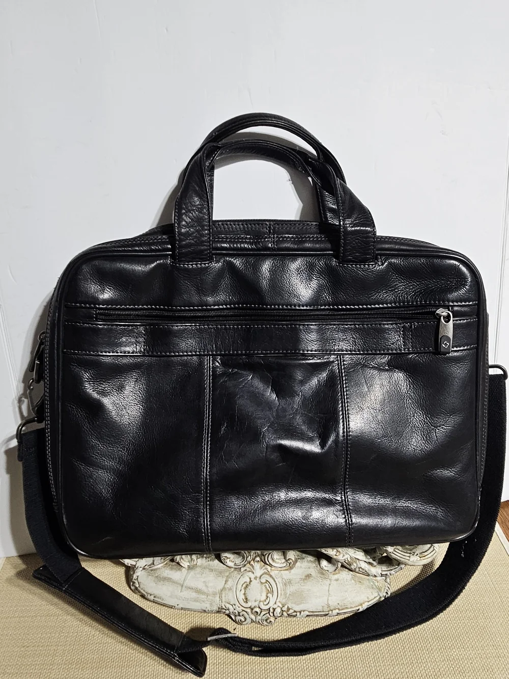 Samsonite Black Leather Men’s Messenger Briefcase Bag Laptop Travel Business